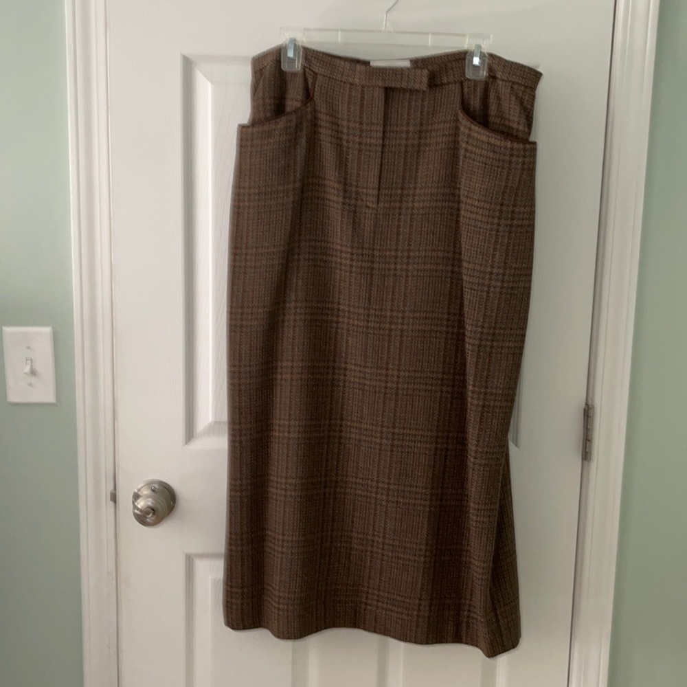 Evan-Picone straight skirt